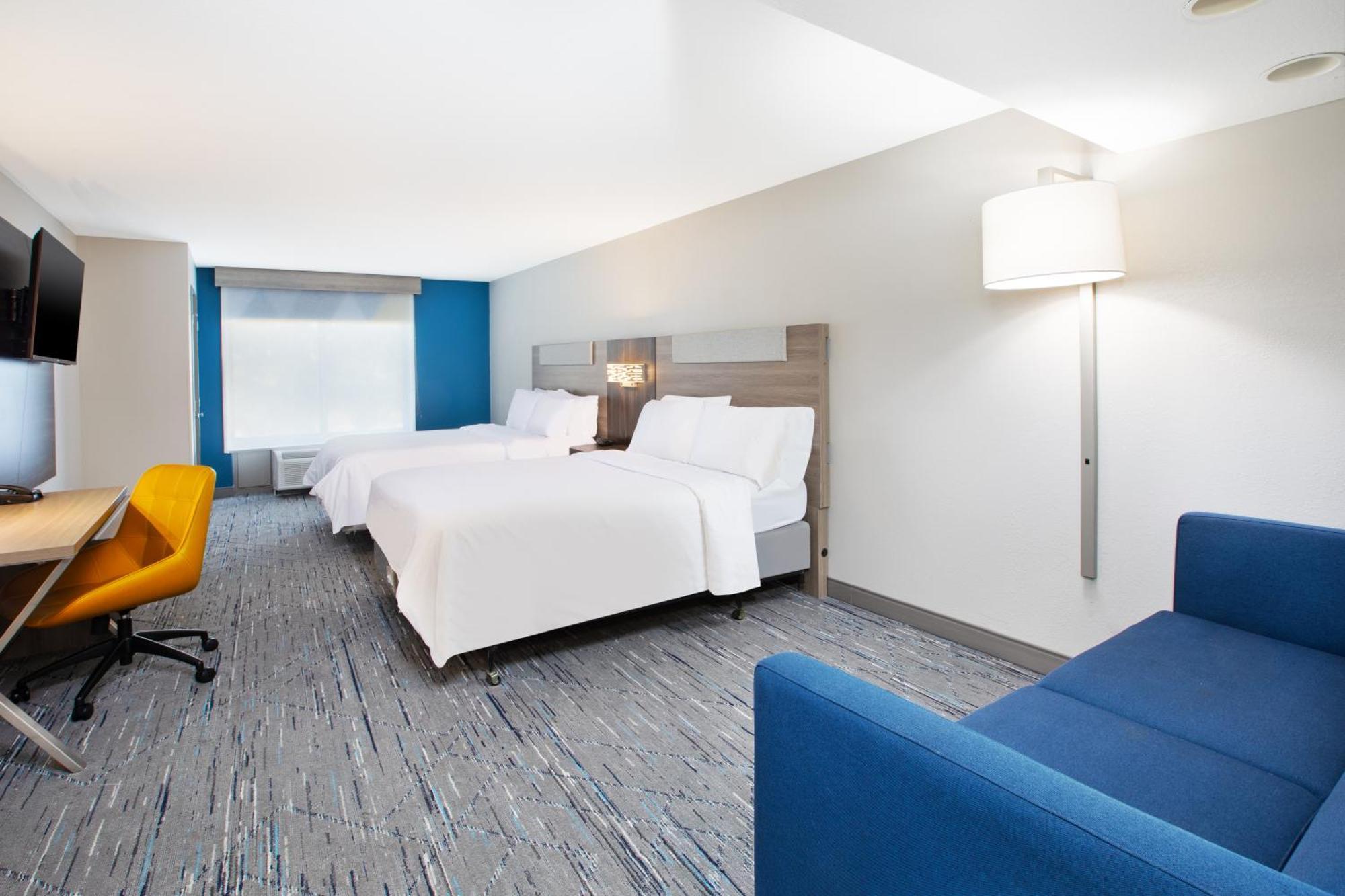 Holiday Inn Express & Suites Milwaukee Nw - Park Place By Ihg Ngoại thất bức ảnh