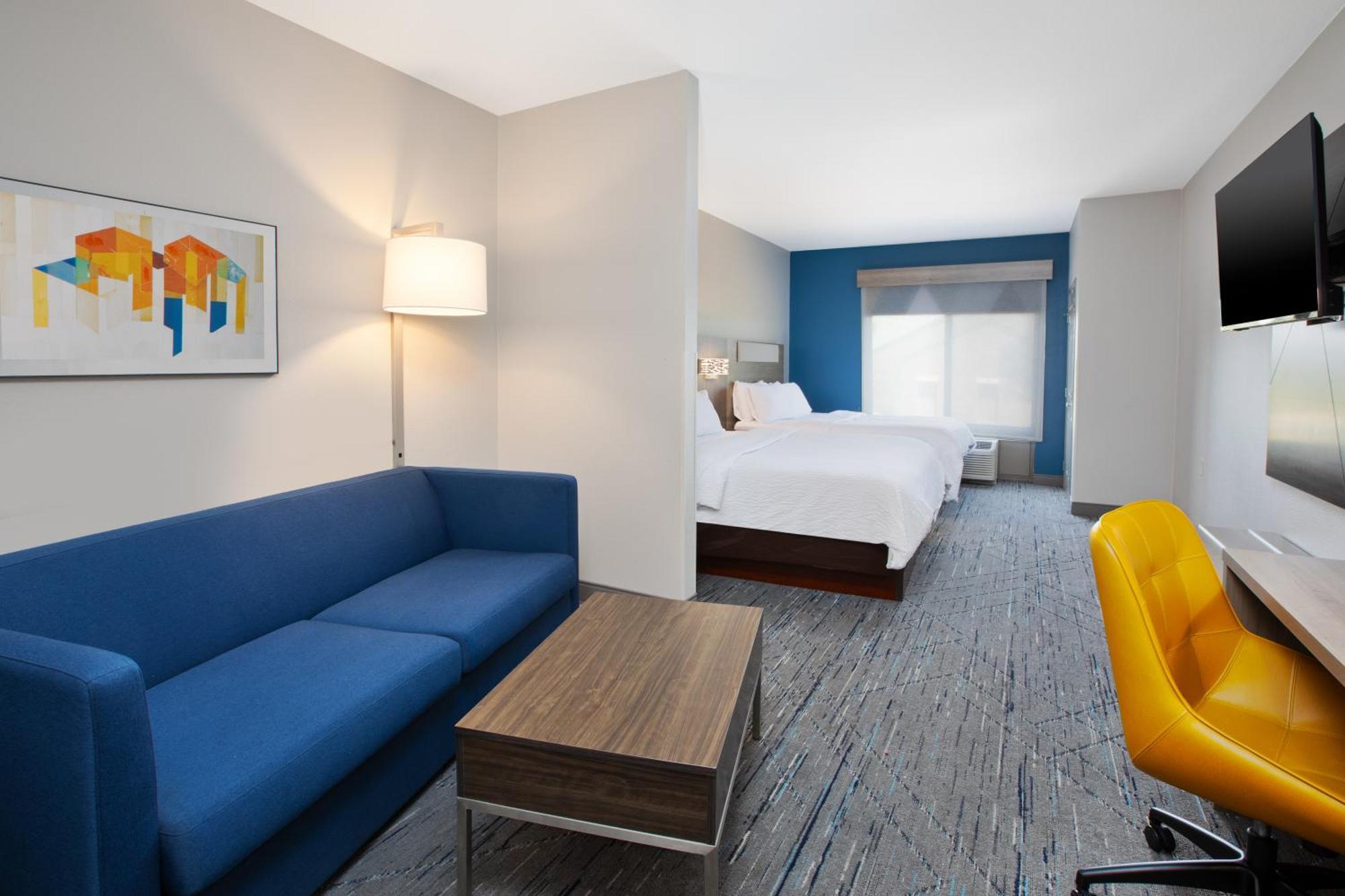 Holiday Inn Express & Suites Milwaukee Nw - Park Place By Ihg Ngoại thất bức ảnh